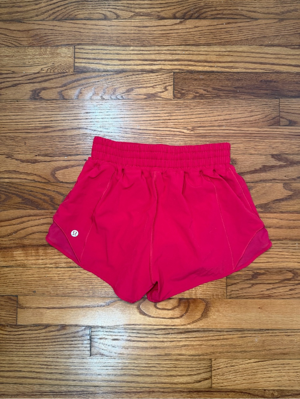 Lululemon Hotty Hot Shorts – Raspberry